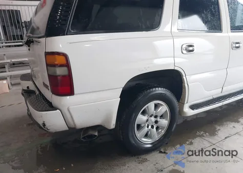 2002 GMC Yukon Denali z USA, uszkodzony, nr VIN 1GKEK63U22J276022